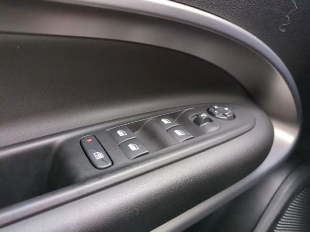 Jeep Avenger Full-Electric Summit