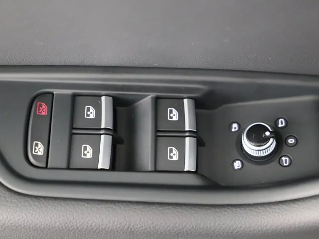 Audi A4 40 TDI Quattro S-Line