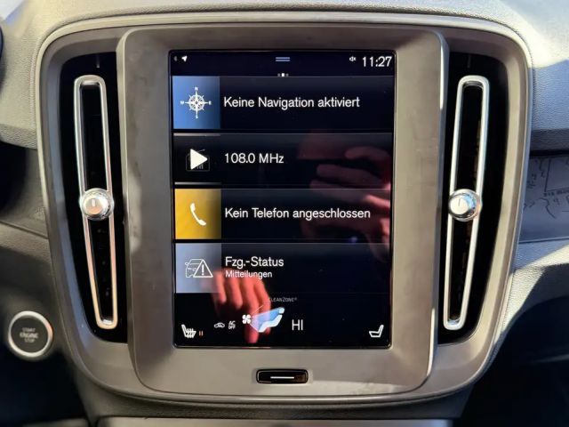 Volvo XC40 Core Momentum