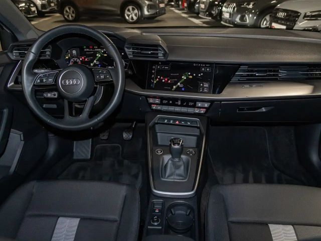 Audi A3 30 TDI Sedan
