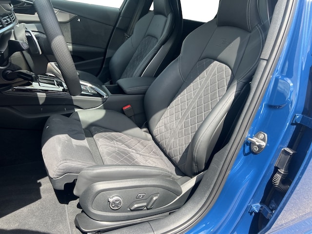 Audi RS4 Avant Quattro