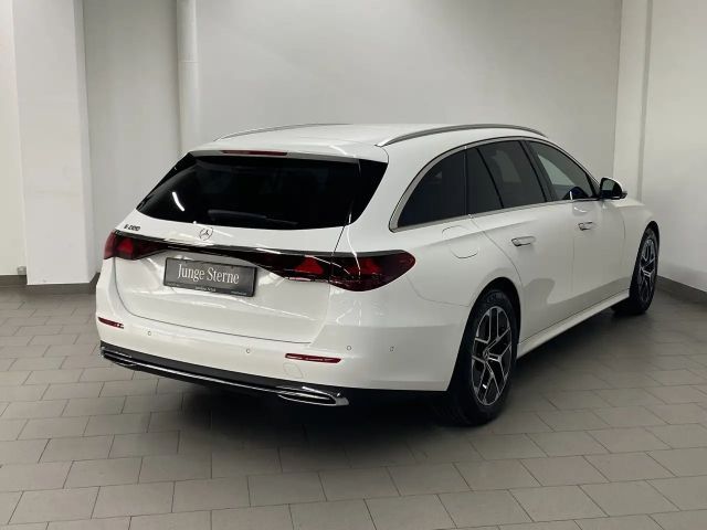 Mercedes-Benz E 200 AVANTGARDE Estate