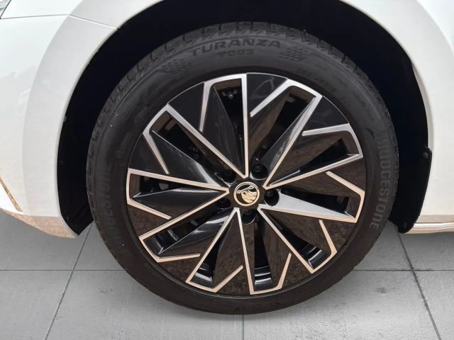 Skoda Superb 2.0 TDI Combi