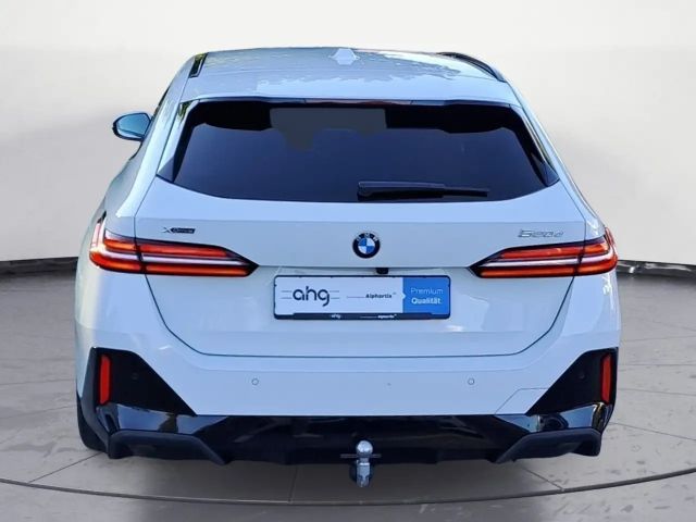 BMW 520 520d M-Sport Touring xDrive