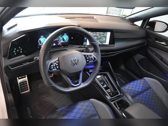 Volkswagen Golf 2.0 TSI IQ.Drive Variant