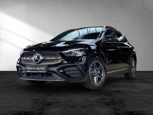 Mercedes-Benz GLA 200 AMG Line