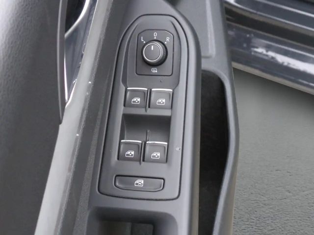 Volkswagen Golf 1.0 TSI Golf VIII Life