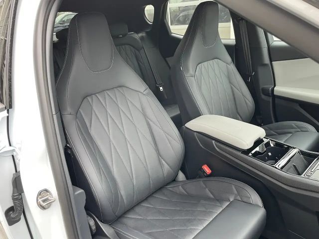 Ford Capri Premium RWD