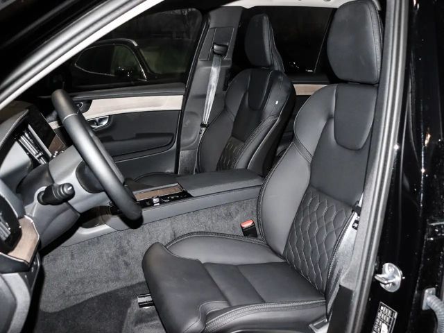 Volvo XC90 AWD Dark Plus Recharge