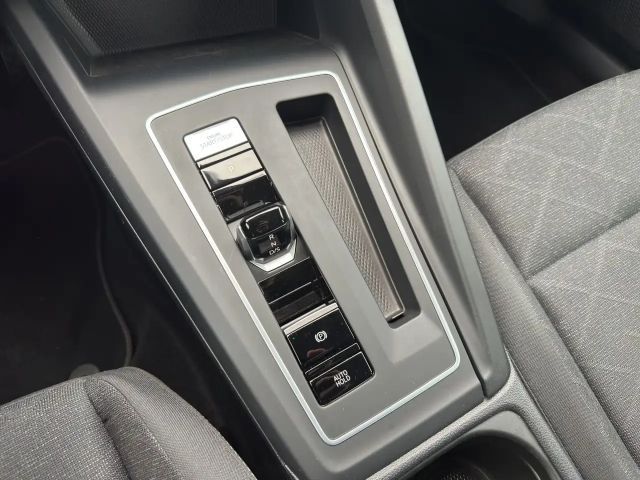 Volkswagen Golf 1.5 TSI DSG Life Variant