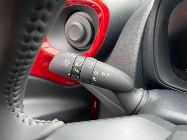 Toyota Aygo X Bi-Tone Hatchback