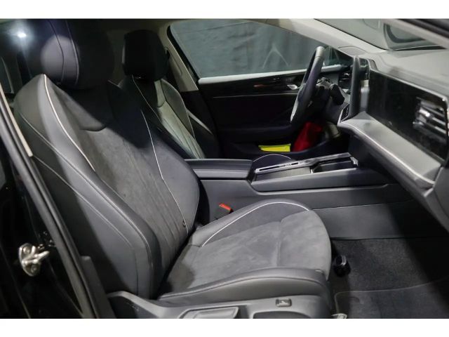 Volkswagen Passat 1.5 eTSI Business