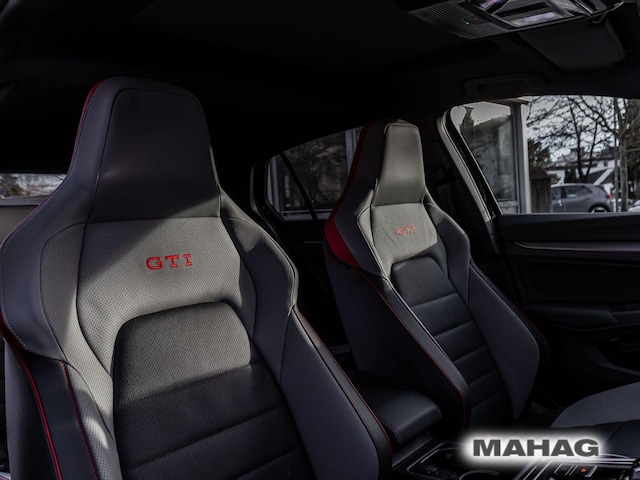 Volkswagen Golf 2.0 TSI Business GTI Golf VIII