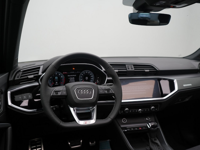 Audi Q3 35 TFSI S-Line S-Tronic