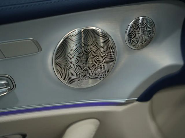 Mercedes-Benz E 200 4MATIC AMG Line Coupé