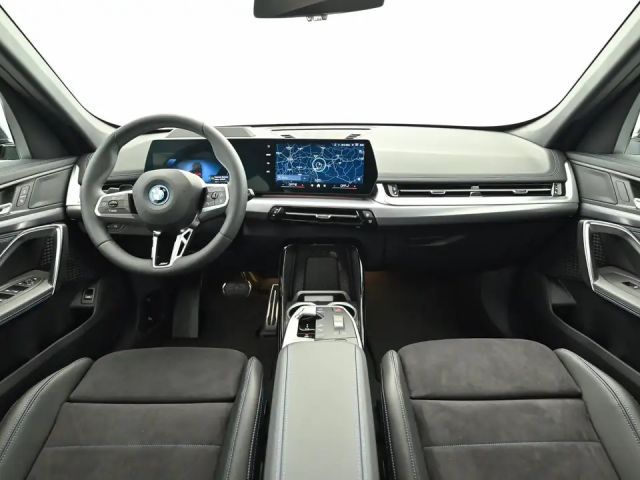 BMW iX1 xDrive30