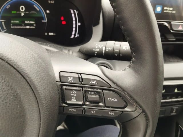 Toyota Yaris Active Hybride VVT-i