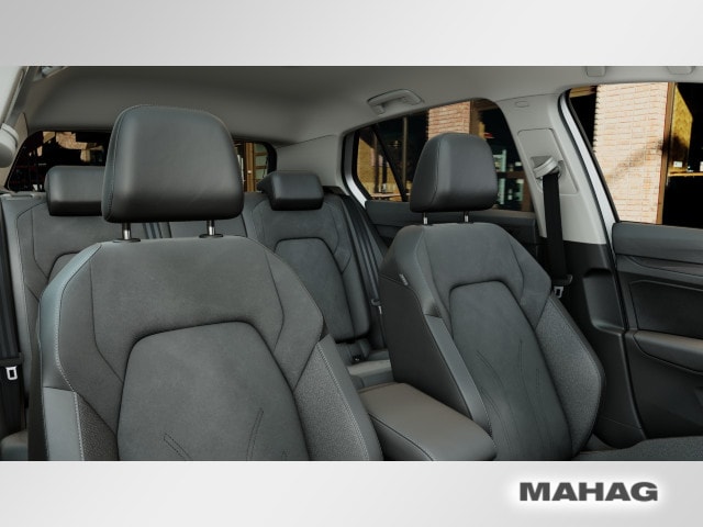 Volkswagen Golf 1.5 eTSI DSG Golf VIII Style