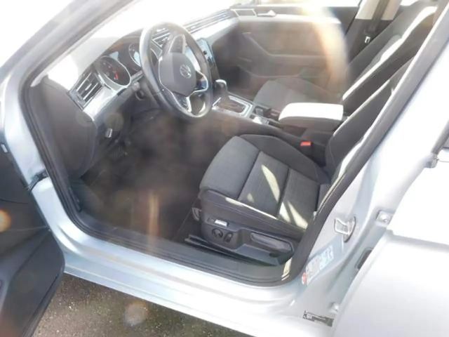 Volkswagen Passat 1.5 TSI Variant