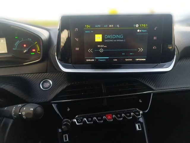 Peugeot E-2008 Active Pack