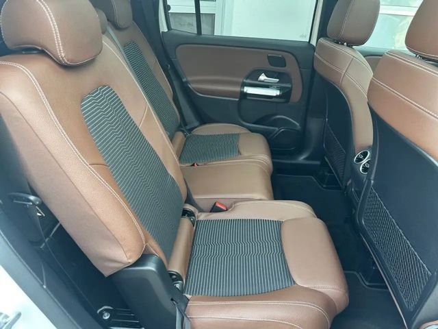 Mercedes-Benz GLB 200 4MATIC GLB 200 d