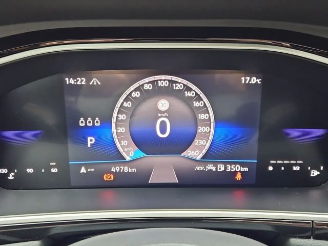 Volkswagen T-Roc 1.5 TSI DSG R-Line