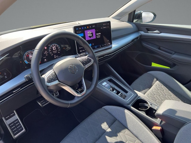 Volkswagen Golf 1.5 eTSI DSG Golf VIII