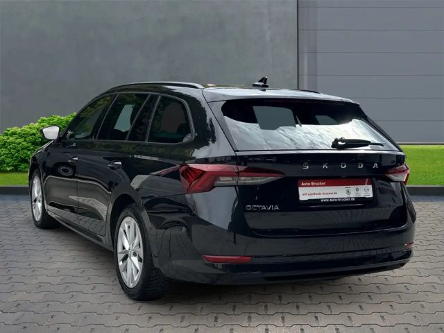 Skoda Octavia 1.5 TSI Ambition Combi