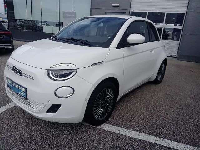Fiat 500e 42 kWh Icon