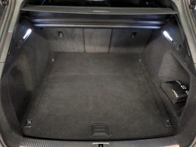 Audi A4 40 TFSI Avant S-Line S-Tronic