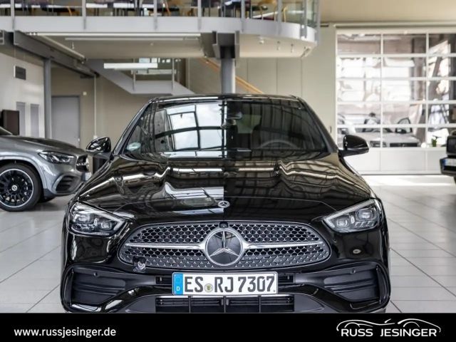 Mercedes-Benz C 200 AMG Line Sedan