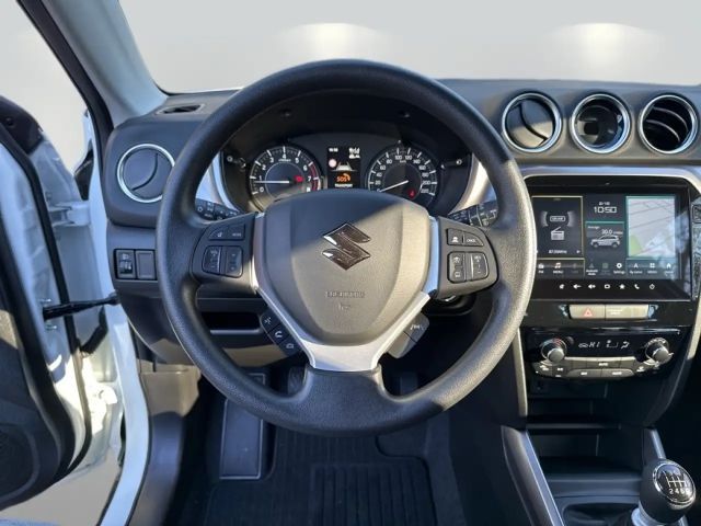 Suzuki Vitara Club Hybrid