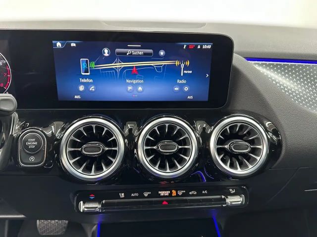 Mercedes-Benz B 200 Progressive Sedan