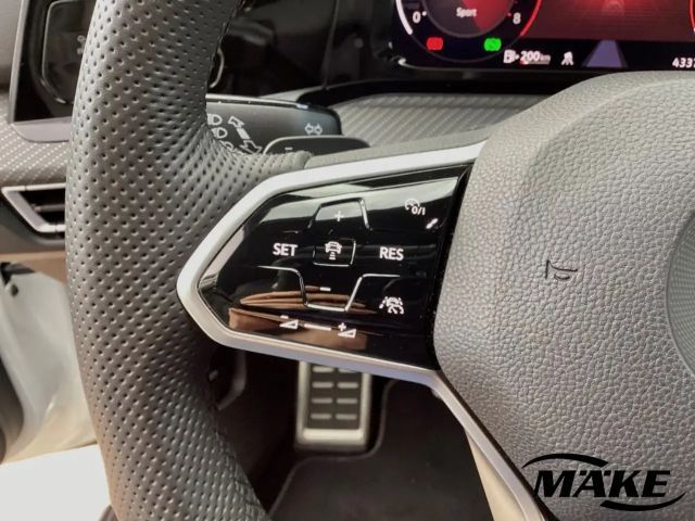 Volkswagen Golf 1.5 eTSI DSG IQ.Drive Style