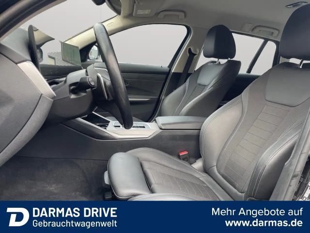 BMW 320 320d Touring xDrive