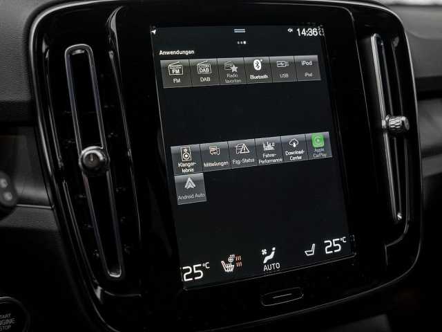 Volvo XC40 Dark Plus Recharge T5