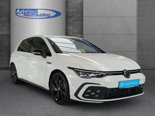 Volkswagen Golf 2.0 TSI DSG