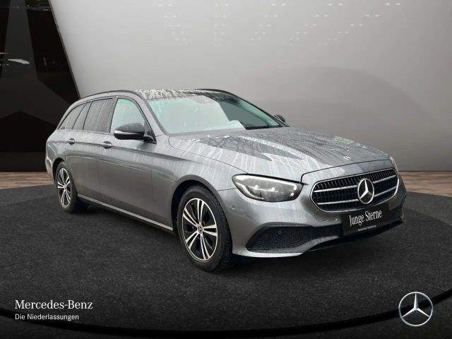 Mercedes-Benz E 200 4MATIC AVANTGARDE Estate