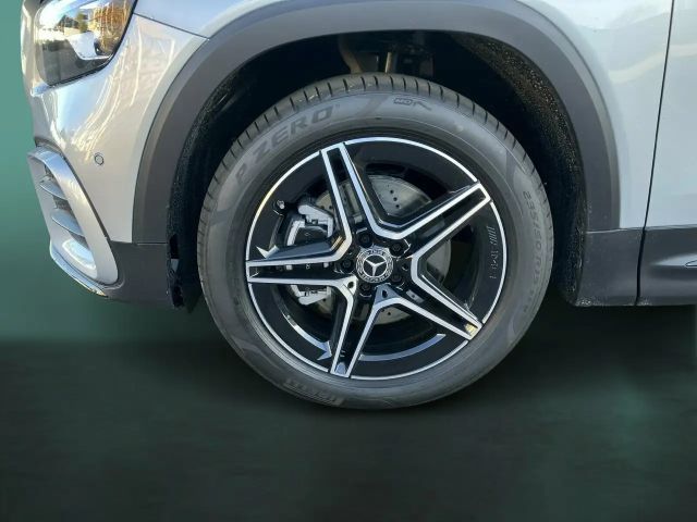 Mercedes-Benz GLB 200 AMG Line