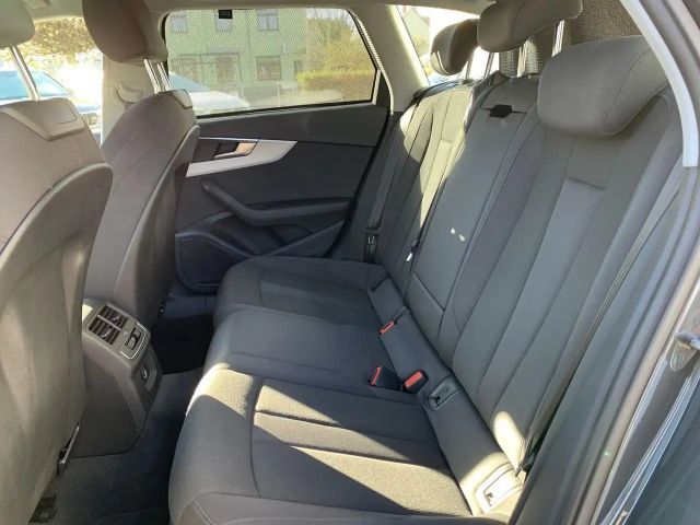 Audi A4 40 TFSI Avant