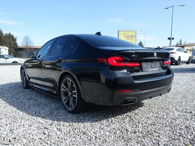 BMW 530 530e M-Sport Sedan xDrive