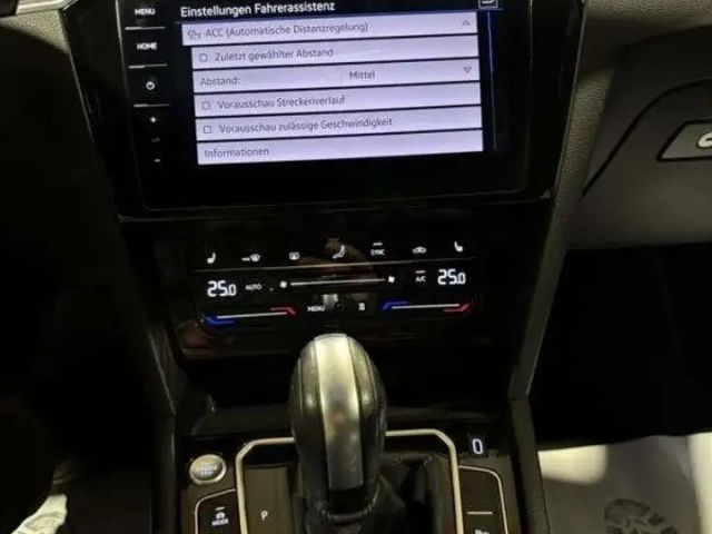 Volkswagen Passat Elegance Elegance