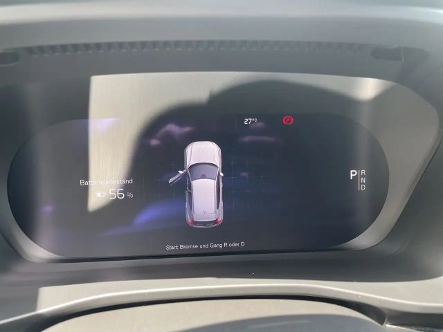 Volvo XC40 AWD Plus Recharge Twin Engine