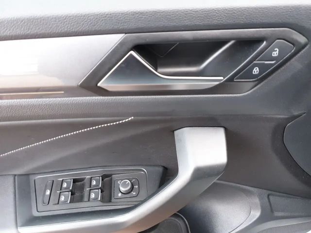 Volkswagen T-Roc 1.5 TSI DSG Style