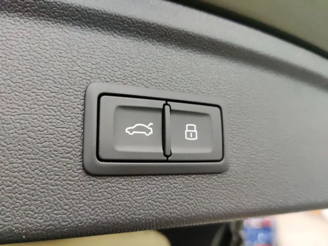 Audi A3 30 TFSI Sedan