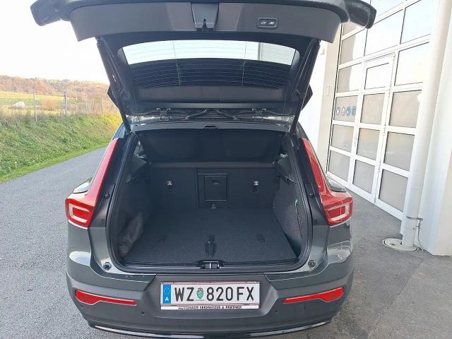Volvo XC40 Dark Plus