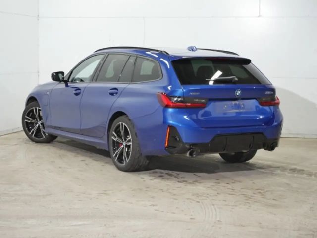 BMW 330 330e M-Sport xDrive