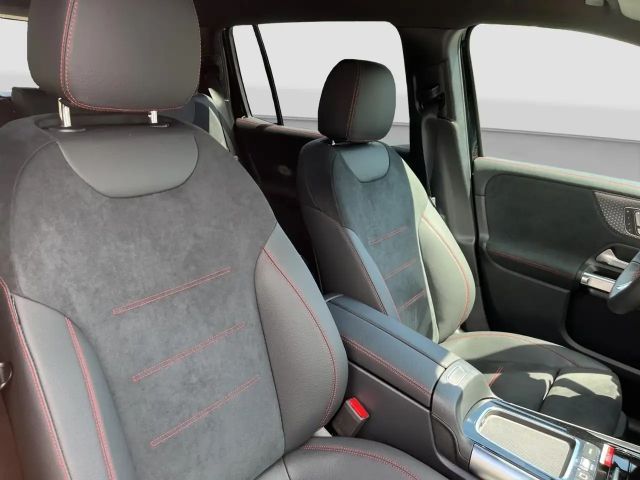 Mercedes-Benz GLB 200 AMG Line