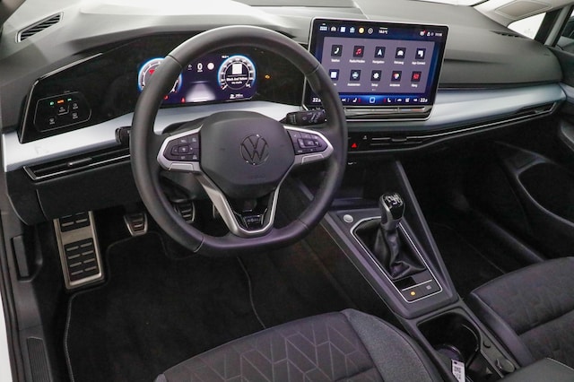 Volkswagen Golf 1.5 TSI Variant