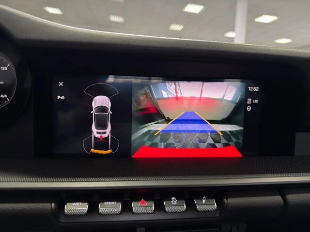 Porsche 992 Cabrio Carrera